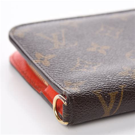 louis vuitton wallet insolite
